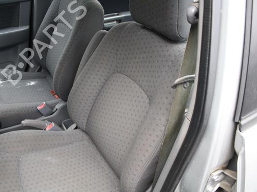 Left front seat KIA CARENS II MPV (FJ) 2.0 CRDi | BP27229754C15 