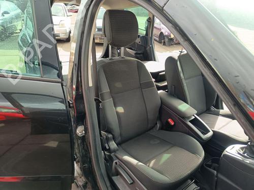 Used Right front seat Right front seat RENAULT GRAND SCÉNIC III (JZ0/1_) 1.4 16V (JZ0F) (131 hp) 33469082 33469082