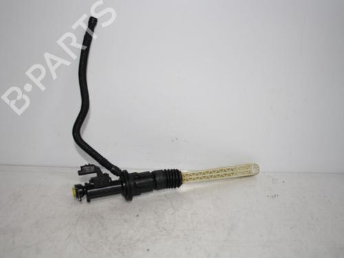 Used Brake master cylinder OPEL CORSA F (P2JO) 1.2 (68) (75 hp) 27229659
