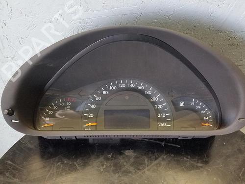 Used Instrument cluster MERCEDES-BENZ C-CLASS T-Model (S203) C 200 CDI (203.204) (116 hp) 27226769