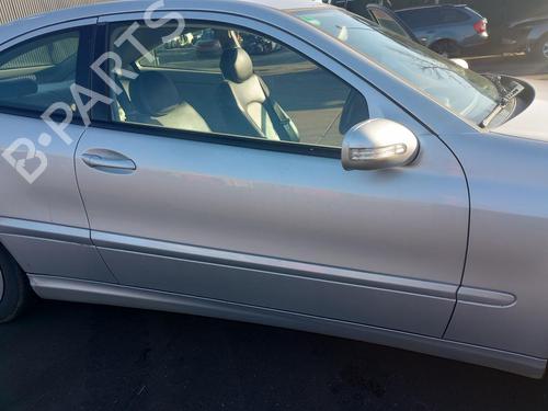 Used Right front door MERCEDES-BENZ C-CLASS Coupe (CL203) C 180 Kompressor (203.746) (143 hp) 27233547
