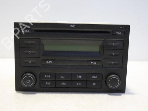Used Radio VW POLO IV (9N_, 9A_) 1.2 12V (64 hp) 27229405