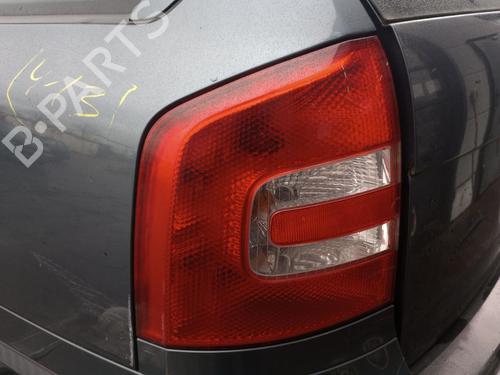 Left taillight SKODA OCTAVIA II Combi (1Z5) 1.6 FSI | BP27232163C34 