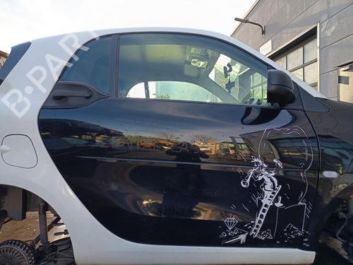 right-front-door-smart-fortwo-coupe-453-2014-32762596 main image