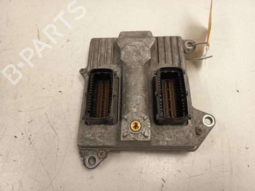 Used Engine control unit (ECU) Engine control unit (ECU) OPEL SIGNUM Hatchback (Z03) 2.2 direct (F48) (155 hp) 33438293 33438293