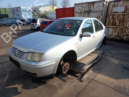 Ricambi VW BORA I (1J2)  2.0  4490584