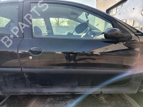 Used Right front door Right front door PEUGEOT 206+ (2L_, 2M_) 1.1 (60 hp) 33275242 33275242