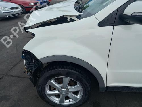 Błotnik przedni lewy SSANGYONG KORANDO (CK) 2.0 e-XDi 5181134004 SSANGYONG