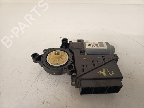 Used Left front window motor Left front window motor VW POLO IV (9N_, 9A_) 1.2 12V (64 hp) 33611440 33611440