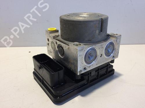 Used ABS pump SKODA OCTAVIA III Combi (5E5, 5E6) 2.0 TDI (150 hp) 27233490