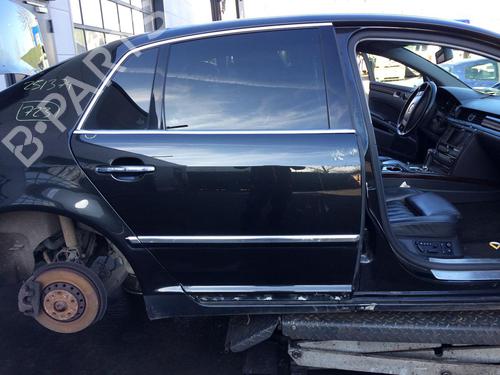 Right rear door VW PHAETON (3D1, 3D2, 3D3, 3D4, 3D6, 3D7, 3D8, 3D9) 3.0 V6 TDI 4motion 3D4833056S VW