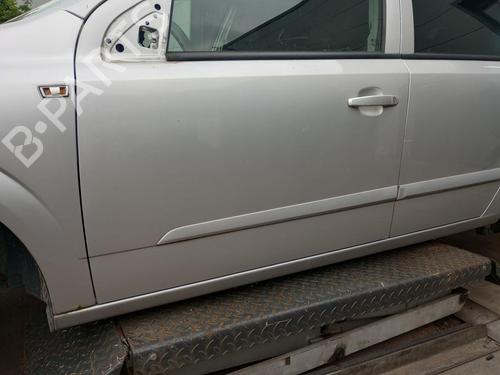 Left front door OPEL ASTRA H Estate (A04) 1.7 CDTI (L35) | BP27230866C2 