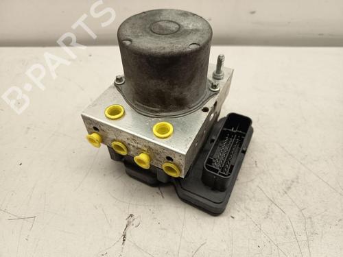 abs-bremseaggregat-tesla-model-3-5yj3-2017-32763354 main image