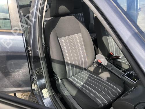 Used Right front seat Right front seat FORD FOCUS II Turnier (DA_, FFS, DS) 1.6 (100 hp) 32733645 32733645