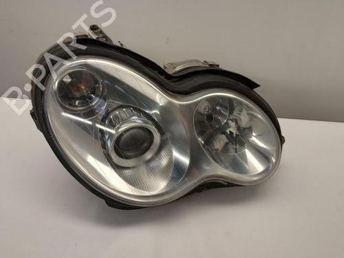 Used Right headlight MERCEDES-BENZ C-CLASS (W203) C 180 Kompressor (203.046) (143 hp) 27233342