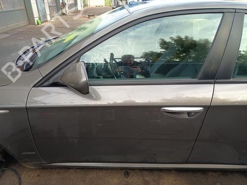 Used Left front door Left front door ALFA ROMEO 159 (939_) 1.9 JTDM 16V (939AXC1B, 939AXC12) (150 hp) 40198140 40198140
