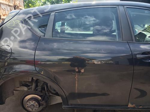 right-rear-door-seat-leon-1p1-2005-2006-2007-2008-2009-2010-2011-2012-2013-36166633 main image