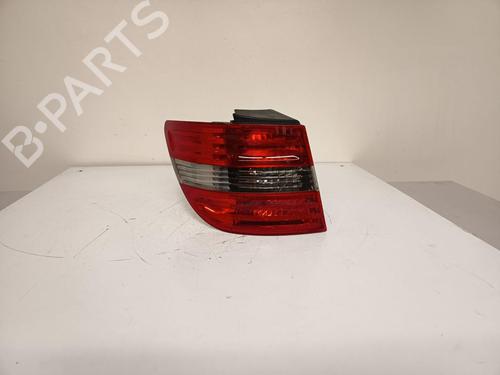 Venstre baglygte Venstre baglygte MERCEDES-BENZ B-CLASS Sports Tourer (W245) B 180 CDI (245.207) (109 hp) 36937918 36937918