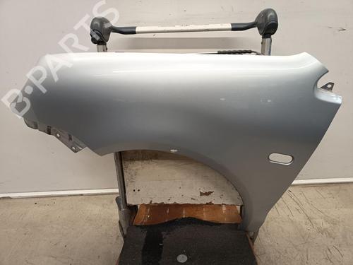 Guarda-lamas esquerdo Guarda-lamas esquerdo VW POLO IV (9N_, 9A_) 1.4 16V (75 hp) 32763728 32763728