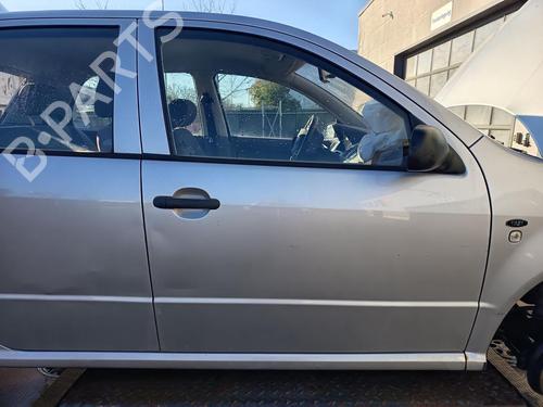 Used Right front door Right front door SKODA FABIA I (6Y2) 1.4 (60 hp) 32763830 32763830