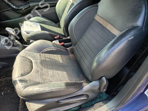 Used Left front seat Left front seat PEUGEOT 208 I (CA_, CC_) 1.4 VTi (95 hp) 32761050 32761050