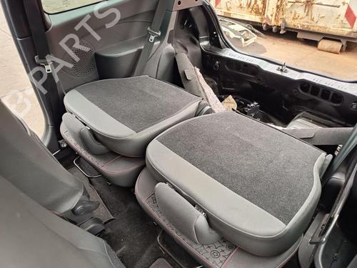 Rear seat RENAULT TWINGO II (CN0_) 1.2 16V (CN04, CN0B) | BP37183089C17 - Image 2