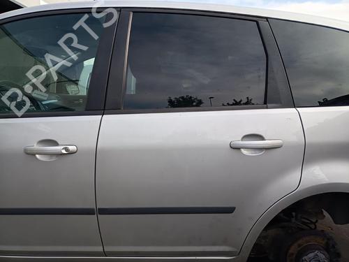 Used Left rear door Left rear door 37272026 37272026