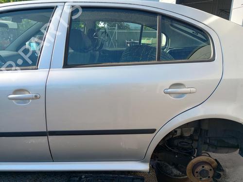 Used Left rear door Left rear door 32733971 32733971