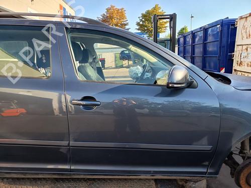 Used Right front door Right front door 38525201 38525201