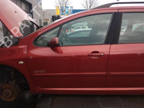 Left front door PEUGEOT 307 Break (3E) 2.0 HDi 135 9002S8 PEUGEOT