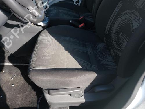 Left front seat OPEL AGILA (A) (H00) 1.2 16V Twinport (F68) | BP27231845C15 