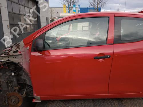 Used Left front door TOYOTA AYGO (_B4_) 1.0 VVTi (KGB40) (72 hp) 27232780