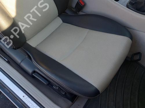 Right front seat MERCEDES-BENZ C-CLASS Coupe (CL203) C 180 Kompressor (203.746) | BP27233548C16 