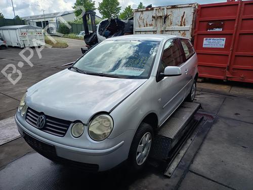 Brugte VW POLO IV (9N_, 9A_) 1.4 16V 4751120