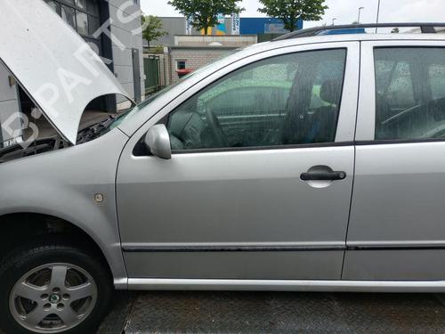 Used Left front door SKODA FABIA I Combi (6Y5) 1.4 16V (75 hp) 27230763