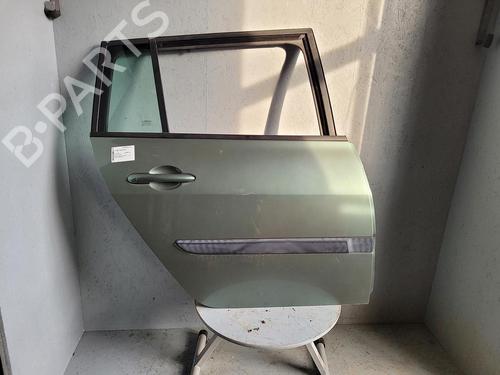 Used Right rear door RENAULT MEGANE II Estate (KM0/1_) 2.0 (135 hp) 27225736