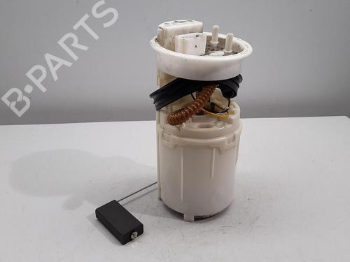 Used Fuel pump SKODA FABIA I Combi (6Y5) 1.4 16V (75 hp) 27228352