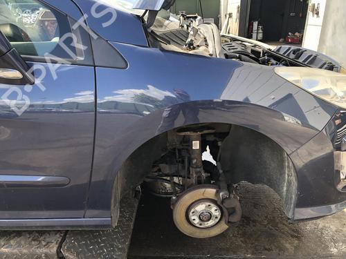 Used Right front fenders Right front fenders 32760912 32760912
