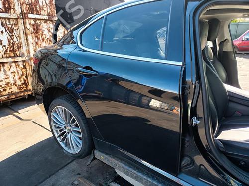 Used Right rear door Right rear door 39594426 39594426