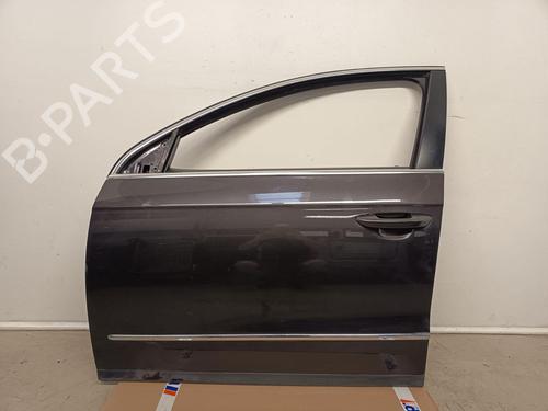 Used Left front door Left front door 38674051 38674051