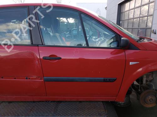 Used Right front door RENAULT SCÉNIC II (JM0/1_) 1.4 (JM0B, JM0H, JM1A) (98 hp) 27233081
