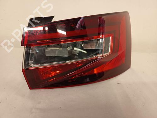 Used Right taillight Right taillight SKODA SUPERB III Estate (3V5) 2.0 TDI (150 hp) 32761923 32761923