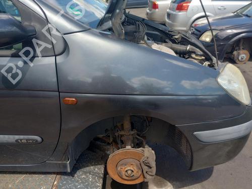 Right front fenders RENAULT MEGANE Scenic (JA0/1_) 1.6 16V (JA0B, JA04, JA11, JA00) 7751474882 RENAULT