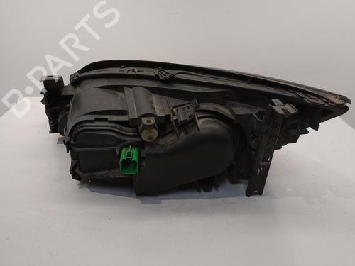 Right headlight FORD MONDEO III (B5Y) 2.0 16V TDDi / TDCi | BP27229157C29 