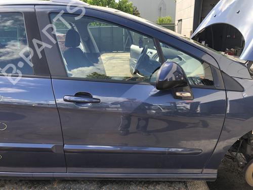 Used Right front door Right front door 32760920 32760920