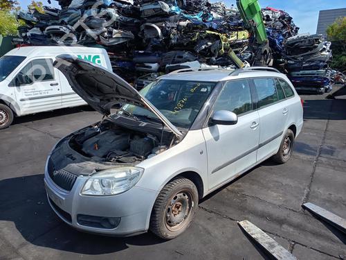 Right headlight SKODA FABIA II Combi (545) 1.4 TDI | BP39106062C29 - Image 7