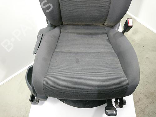 Right front seat VW GOLF PLUS V (5M1, 521) 1.9 TDI | BP27227962C16 