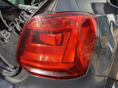 Piloto trasero derecho Piloto trasero derecho VW POLO V (6R1, 6C1) 1.2 TSI 16V (90 hp) 36357362 36357362