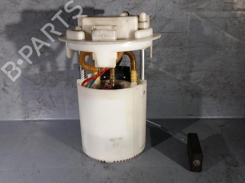 Used Fuel pump BMW 3 (E90) 318 d (143 hp) 27226384