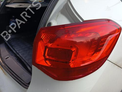 Used Right taillight Right taillight 33410418 33410418